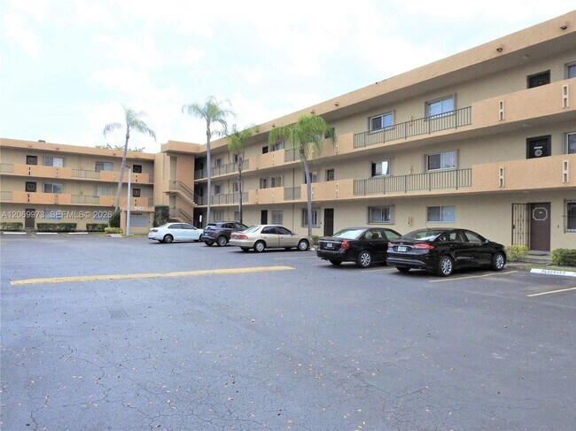 Photo - 8401 SW 107th Ave Unit 211E