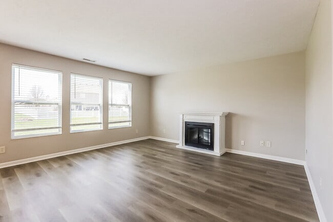 Photo - 2294 McGregor Dr