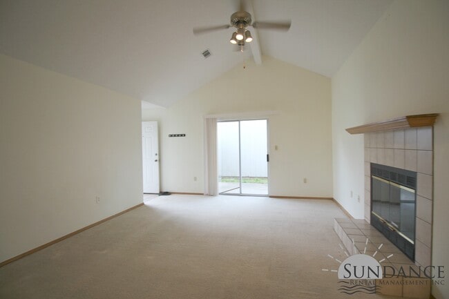 Photo - Nice 3 Bedroom Home Close to Both Bases