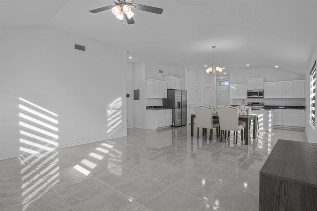 Photo - 5428 Encanto Dr