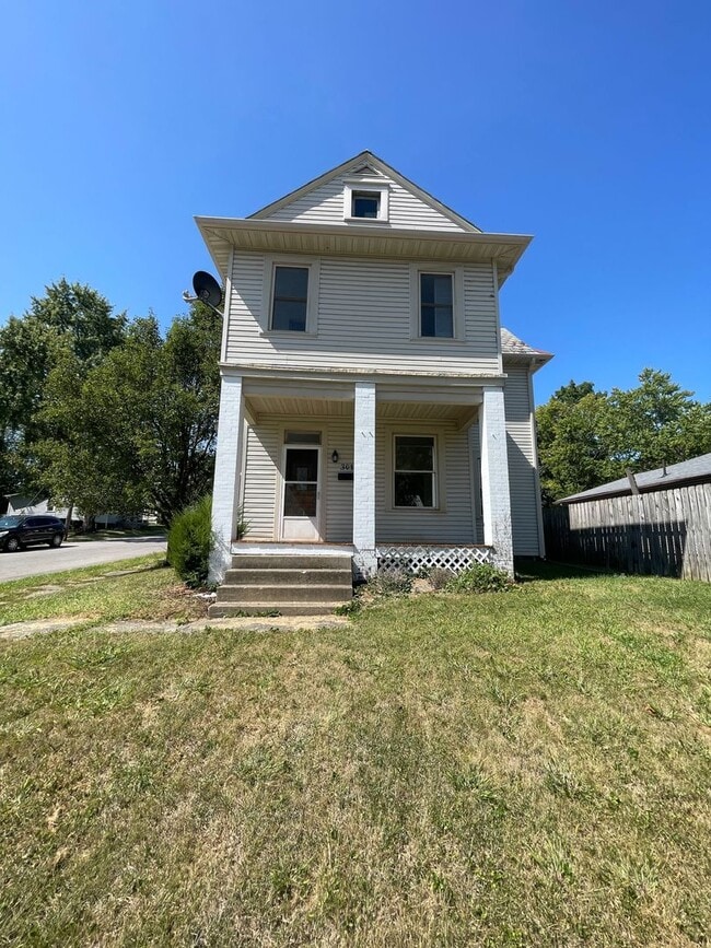 Building Photo - Spacious 3-Bedroom, 2-Bath Home – Great Lo...