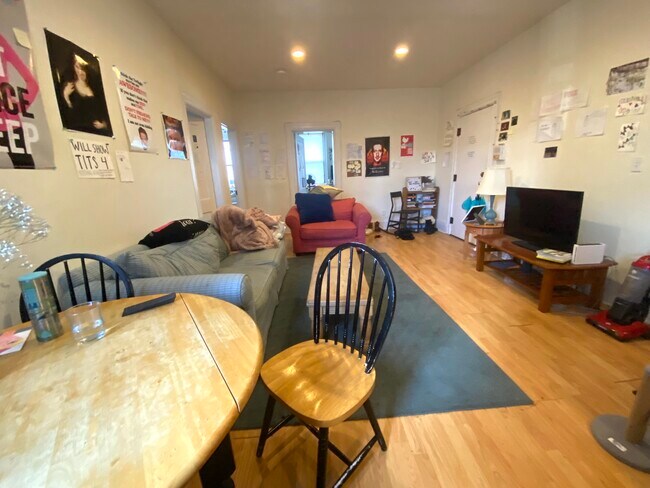 Photo - 12 Glenville Ave Unit 1