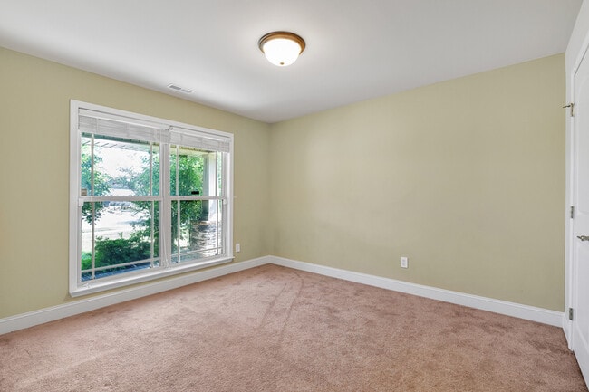 Photo - 505 Tidal Ct