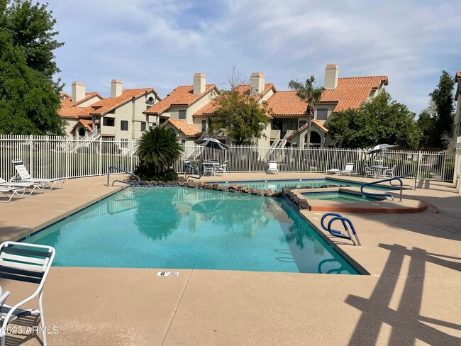 Photo - 19820 N 13TH Ave Unidad 206