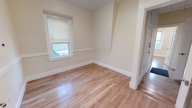 413 Washington St., #3 - 413 Washington St Unidad 3