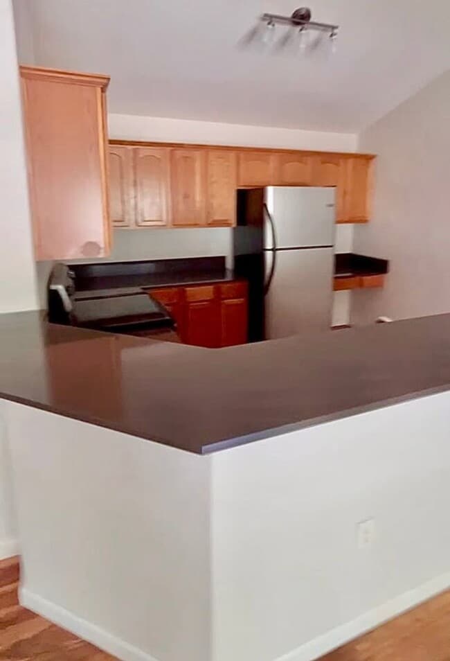 Building Photo - New Castle Condo – 2 Bed / 2 Bath with 2-Car Garage Available 6/15