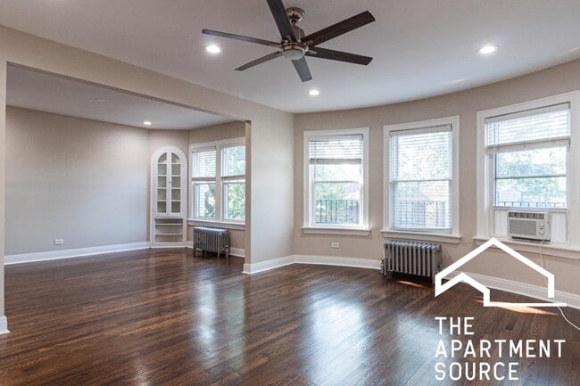Building Photo - 1432 W Farragut Ave Unit 2A