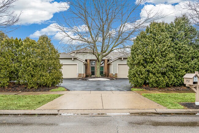 Photo - 752 Hilltop Ln Condo Unit 752