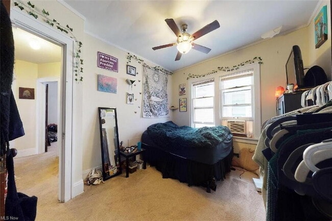 Photo - 1271 Jackson Ave