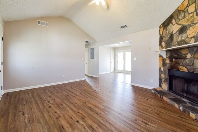 Photo - 5215 Austin Pl