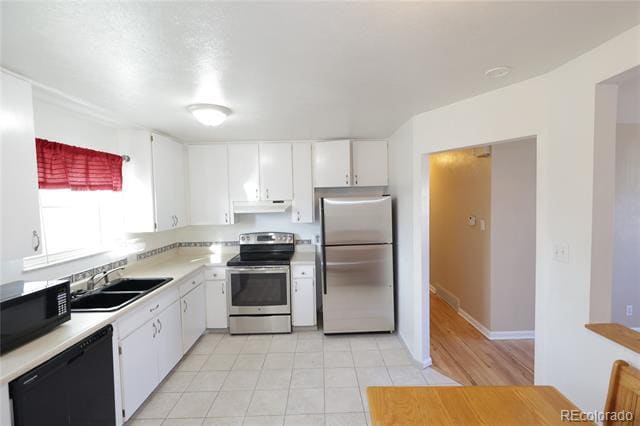 Photo - 1982 Fisher Way