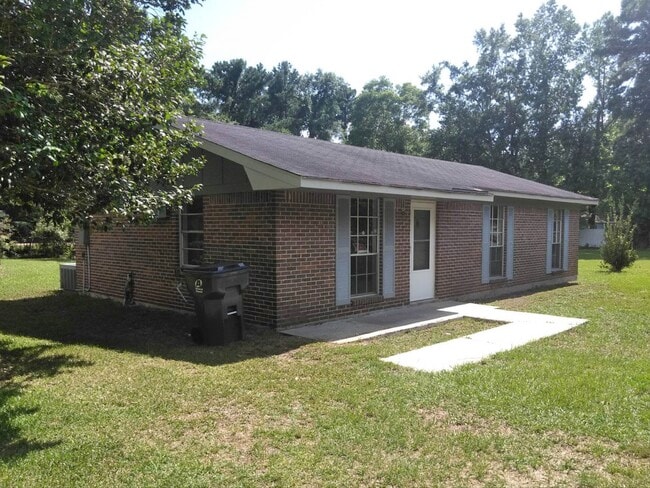 Photo - 2065 Marion Dr S