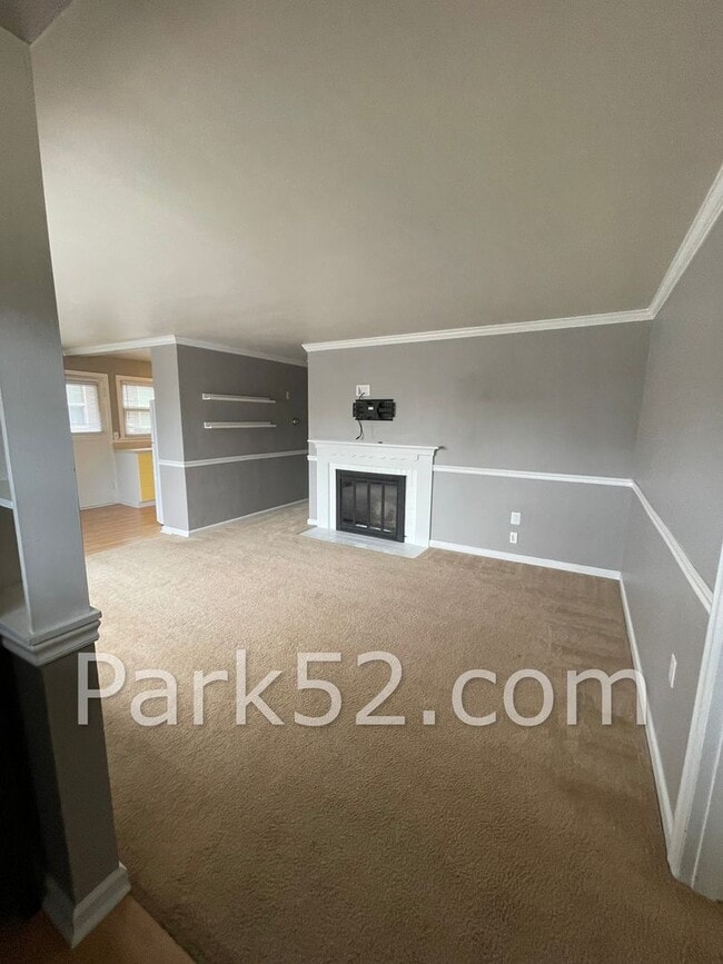 Photo - 3 Bedroom Rambler in North Tacoma With A/C!