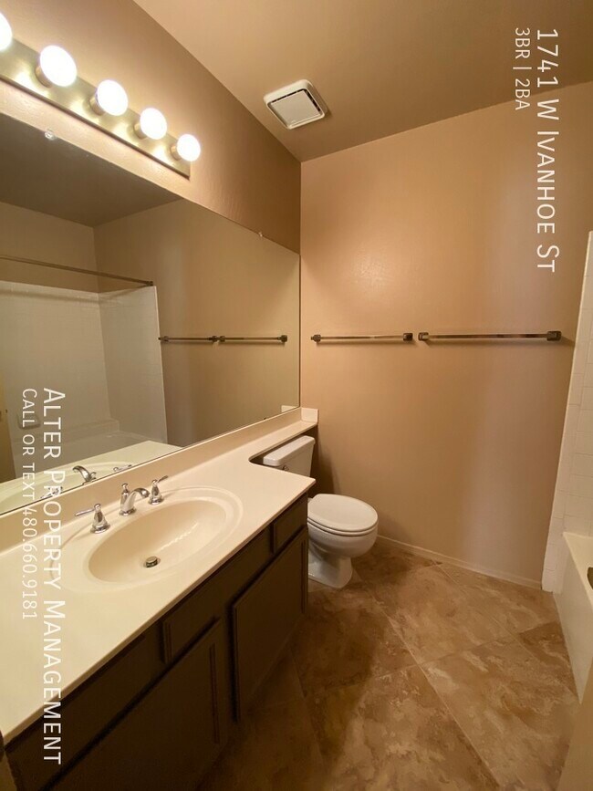Beautiful renovated Chandler home! Rental For Rent in Chandler, AZ