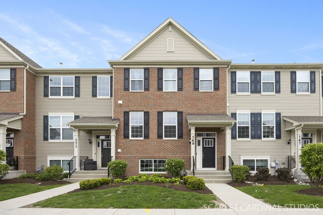 Building Photo - 169 Lakeshore Dr