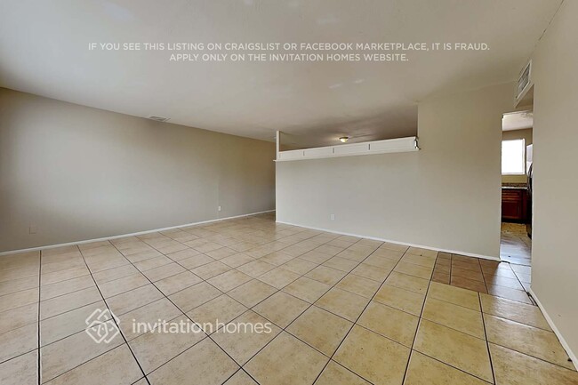 Photo - 5611 N 65th Ave