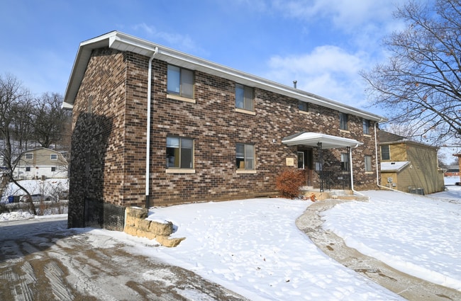 Photo - 850 Hawkeye Dr Unit 2