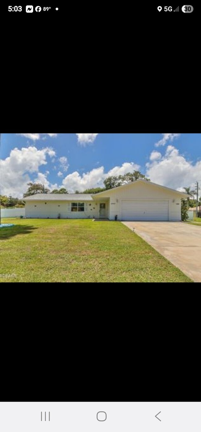 Building Photo - 2404 Pine Tree Dr Rental