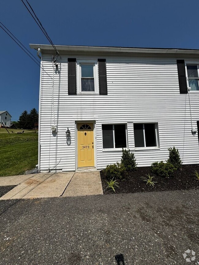 Building Photo - Newly remodeled 3+ bedroom Rental