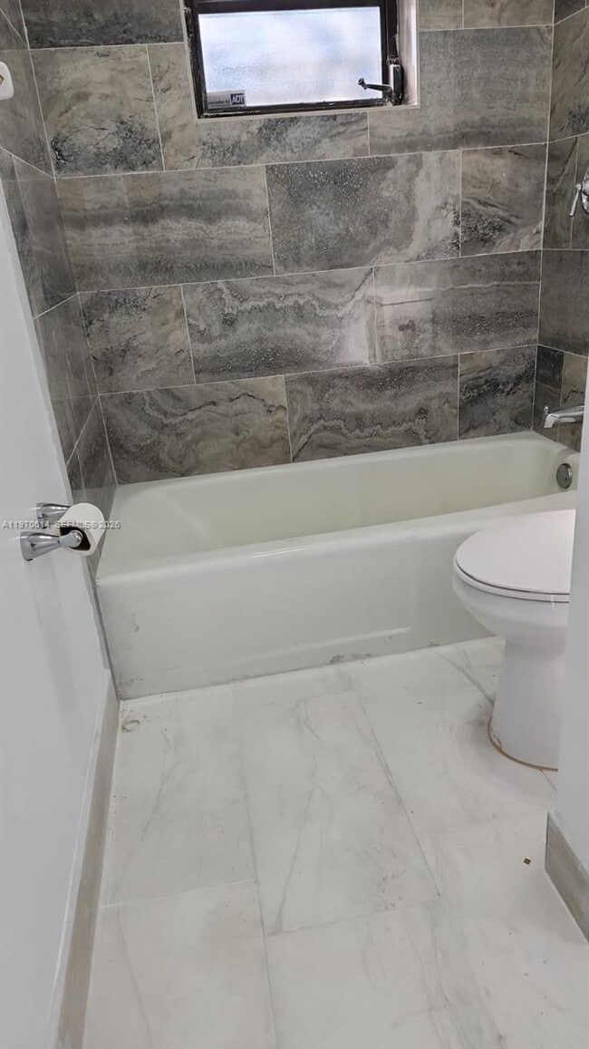 Photo - 3816 SW 68th Way