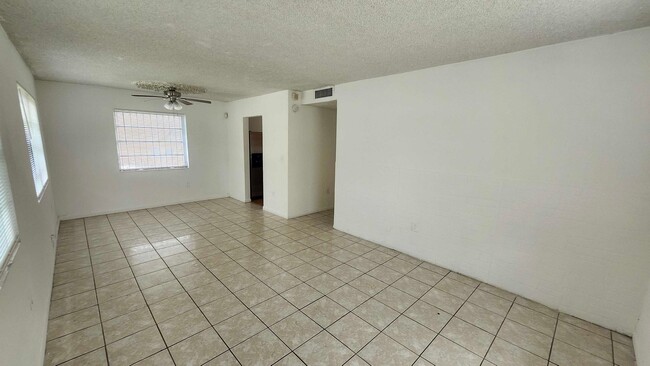 15811-15813 NW 38th Place
