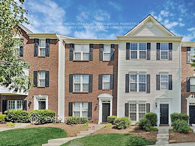 Building Photo - 9512 Blossom Hill Dr