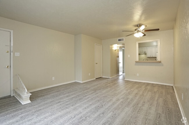 1BR,1BA - 650SF - LIVING AREA