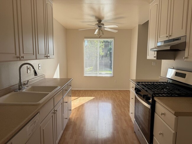 Photo - LA VETA MONTEREY COMPLEX ORANGE - 2 BEDROOM 2 BATH  $2,575