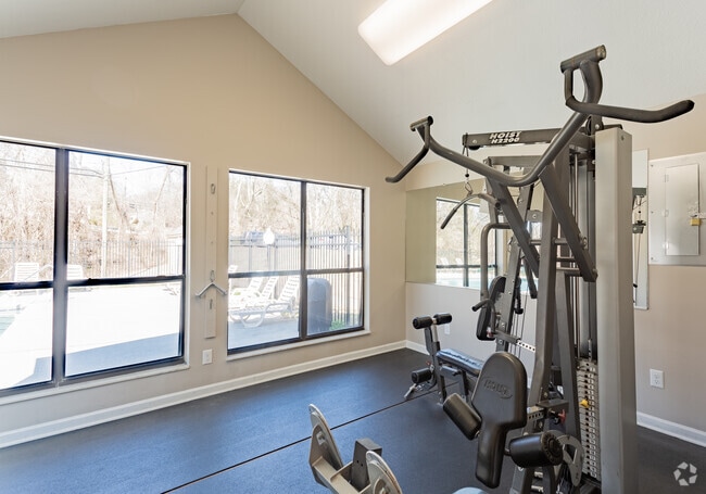 Fox Lake Apartment Homes - Knoxville, TN | ForRent.com