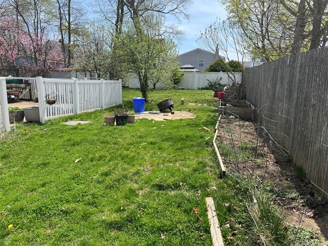 Photo - 66 E Seaman Ave