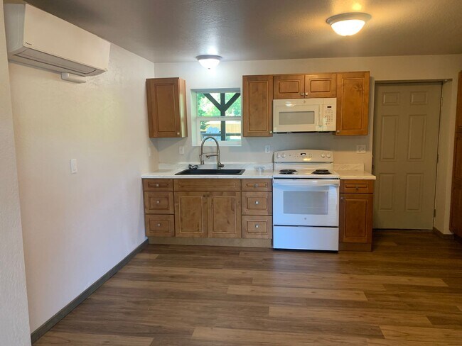 Photo - 5333 Rogue River Hwy Unidad 5333 Rogue River Hwy #B