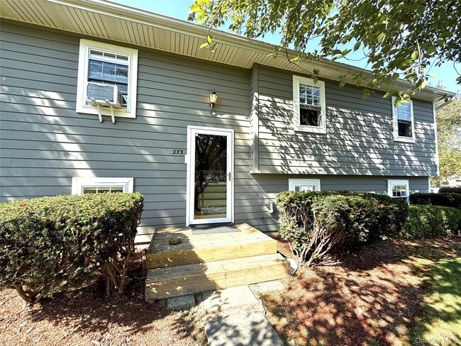 Photo - 273 N Brewster Rd