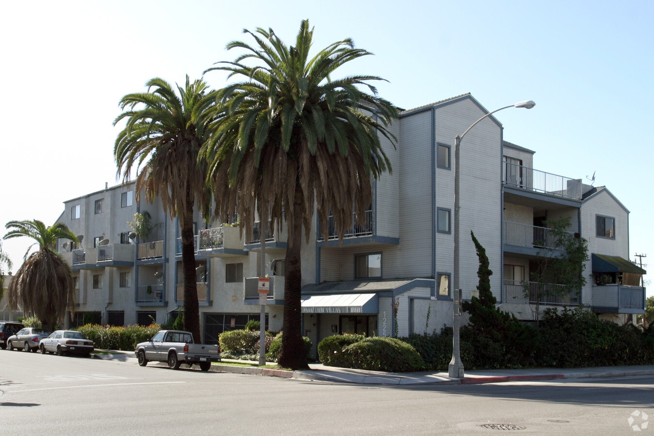 Park View Villas - Park View Villas Apartments