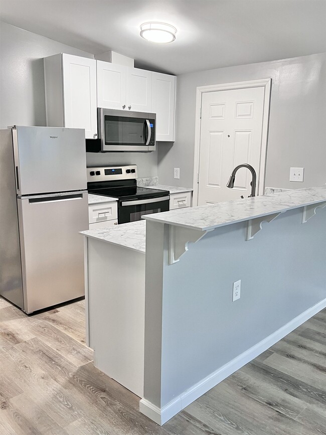 Photo - 722 W 6th Ave