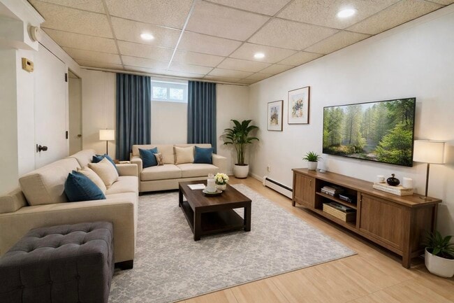 Building Photo - 104 North St Unit 1