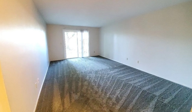 Photo - 8585 W Goddard Rd