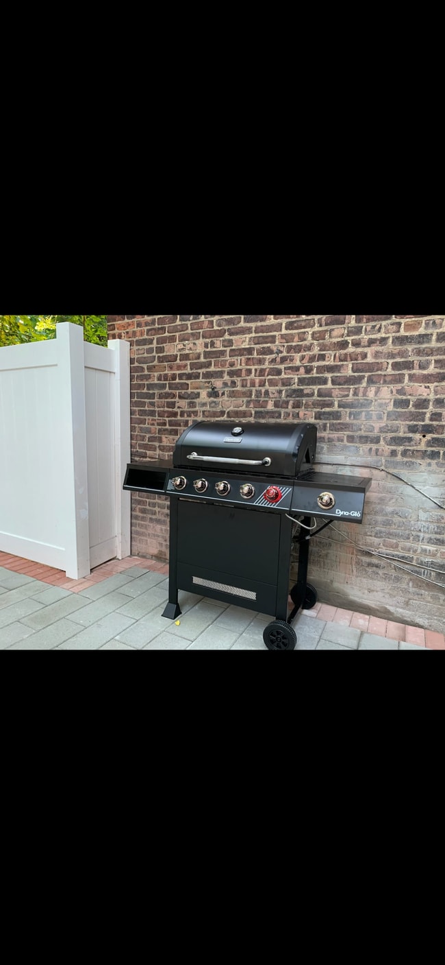 parrilla - 195 Grant Ave