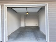 LG 2BR, 2BA - 1031 SF
