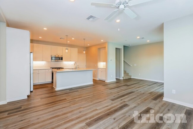 28209 Cookhouse Ln