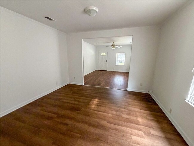 Photo - 114 E Hull St