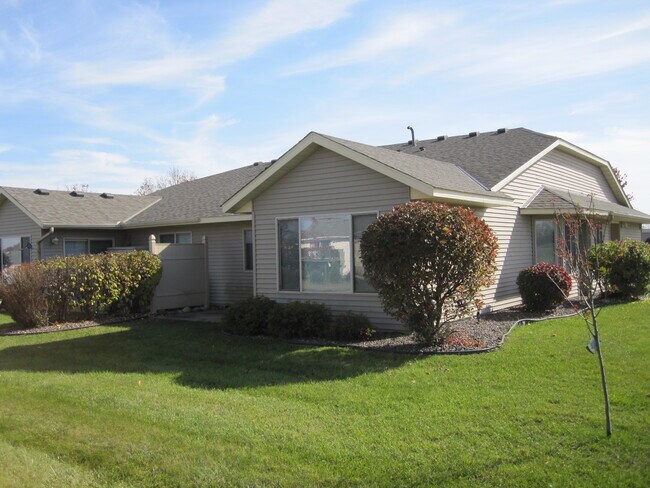 Photo - 760 Plum Tree Ln