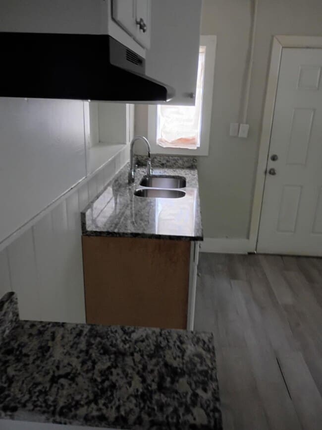 Photo - 803 Rountree Ave SE