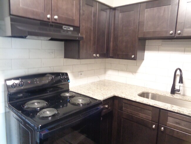 Photo - 1340 N Main St Unit C4