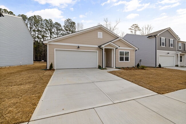 Photo - One level ranch house with 4 bedroom in Raleigh
