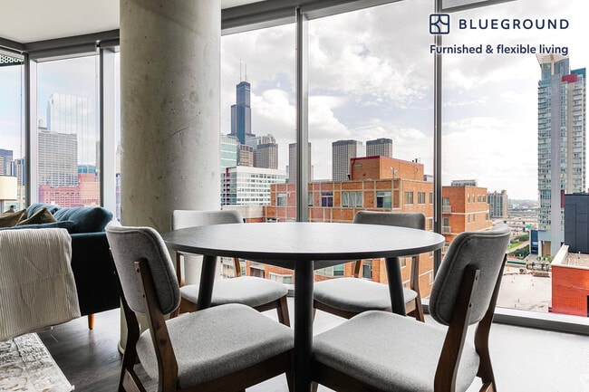 Photo - 730 W Couch Pl Unidad FL12-ID1313