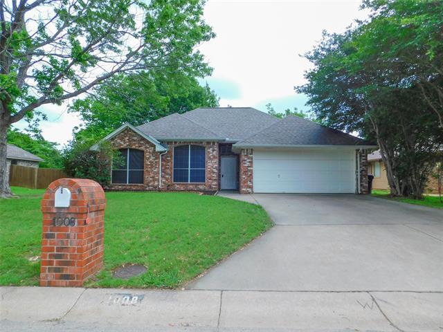Photo - 1008 Bayfield Dr House