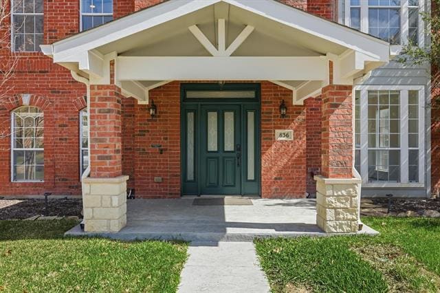 Photo - 836 Lakeview Cir