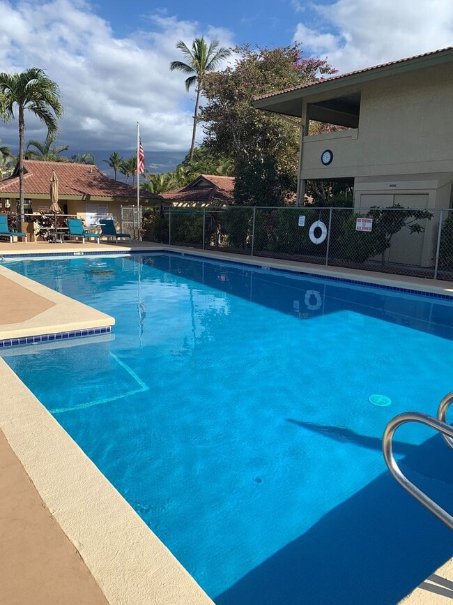 Building Photo - Maui Gardens ground floor 2 bedroom 1.5 ba... Rental