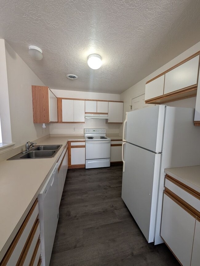 319 Lenore St Unit 319 Lenore St - 4