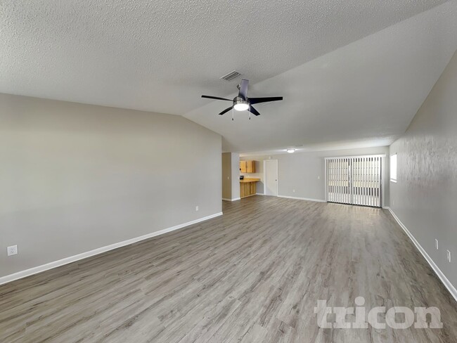 Photo - 31 Folson Ln